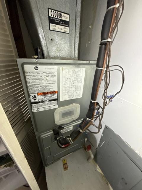 We performed a dual secondary voltage control service for a rheem system. The customer's satisfaction and system efficiency are our top priorities.