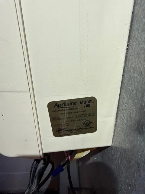 Just wrapped up a comfort club service visit, including routine heating system maintenance and inspection of the ionwave pro air purifier. Verified optimal operation to maintain efficient heating and superior indoor air quality.