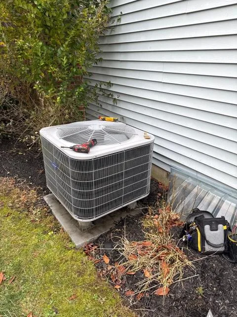 Came back out for a rescheduled heating visit for a loyal customer. Found that one side of the 15 kw electric heat kit had failed, leaving the system running at only 10 kw. We replaced the dual start assist, installed a new filter, and verified proper operation after repairs. The customer was relieved to have the issue diagnosed and fixed and now has peace of mind knowing the carrier system is heating correctly for winter.