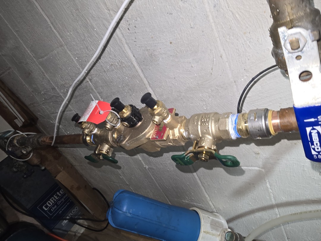 Backflow preventer testing and service access Backflow preventer access for testing and service